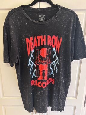Death row records electric chair graphic tshirt black acid wash medium men’s